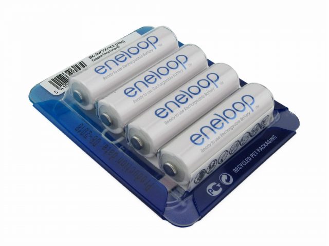 Pack de 4 piles rechargeables Eneloop AA
